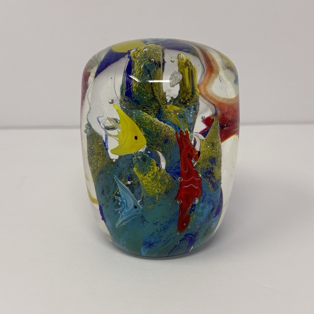 Murano Style Art Glass Aquarium Paperweight Fish Sculpture Hand Blown Decor